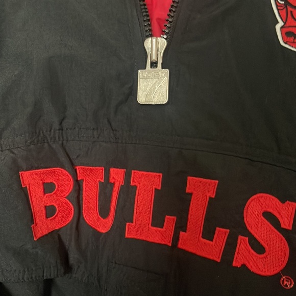 ✅Chicago Bulls Jacket By Logo 7 Authentic 🔥🐂 - Picture 3 of 8